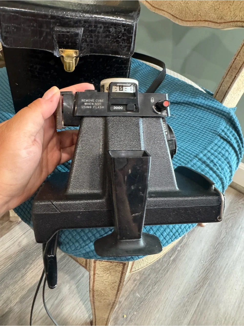 POLAROID THE COLORPACK LAND CAMERA With case!